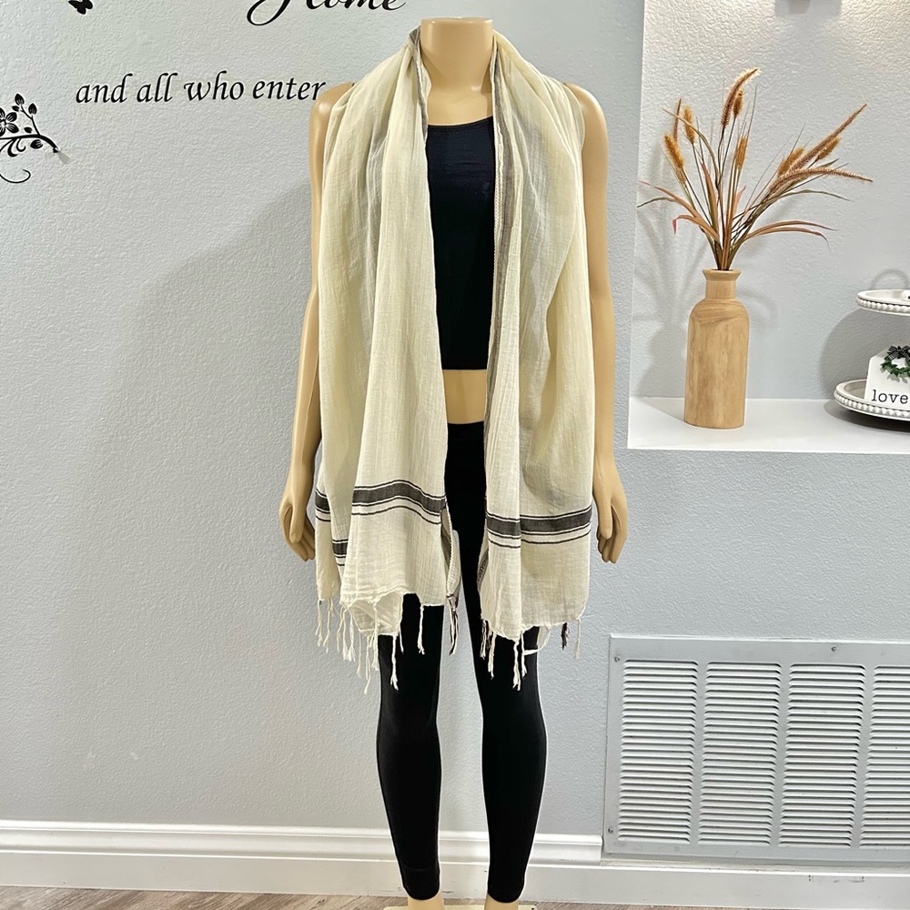 Leigh & Luca Scarf Limited Edition Ivory Gray Rectangle Scarf Silk Cotton 76”